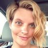 hollytraver